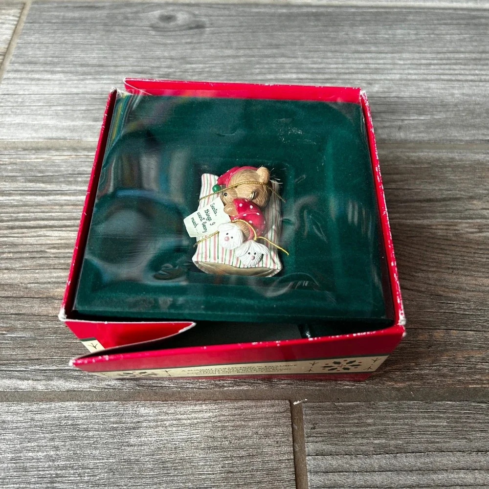 Summit Heirloom Collection Sleeping Bear & Puppy Ornament‎ Holiday Decor